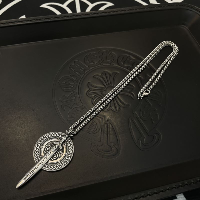 Ch*0me He**ts necklaces